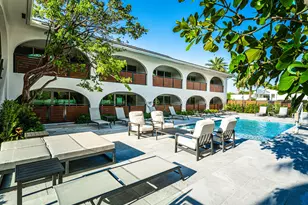 1075 Spanish River Rd, Boca Raton, FL 33432 - Photo 10