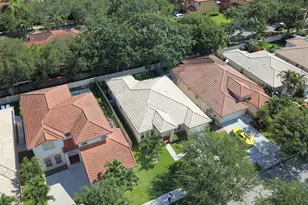 14013 N Cypress Cove Cir, Davie, FL 33325 - Photo 36