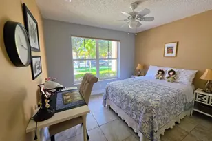 14013 N Cypress Cove Cir, Davie, FL 33325 - Photo 26