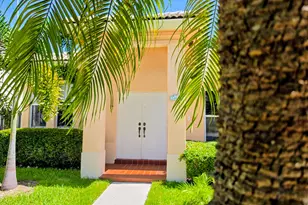 14013 N Cypress Cove Cir, Davie, FL 33325 - Photo 2