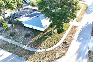 948 Canal Cir, Sebastian, FL 32958 - Photo 32
