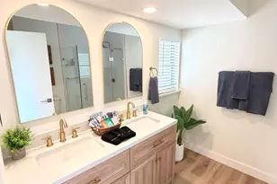 948 Canal Cir, Sebastian, FL 32958 - Photo 30