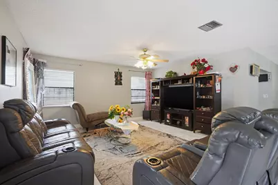 1301 SW 75th Avenue, North Lauderdale, FL 33068 - Photo 2