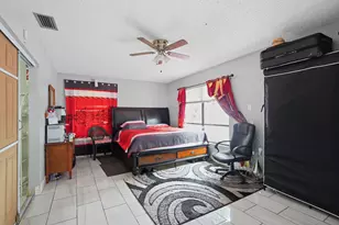 1301 SW 75th Ave, North Lauderdale, FL 33068 - Photo 20