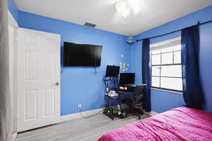 1301 SW 75th Ave, North Lauderdale, FL 33068 - Photo 18