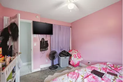 1301 SW 75th Avenue, North Lauderdale, FL 33068 - Photo 16