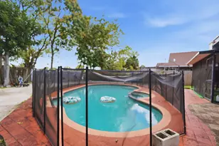 1301 SW 75th Ave, North Lauderdale, FL 33068 - Photo 26
