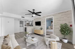 612 Executive Center Dr, West Palm Beach, FL 33401 - Photo 1