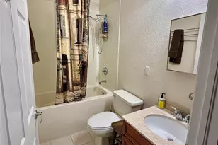 451 NE 1st St, Pompano Beach, FL 33060 - Photo 14