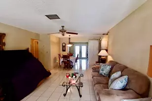 9500 NW 70th St, Tamarac, FL 33321 - Photo 14