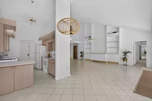 223 E River Park Dr, Jupiter, FL 33477 - Photo 10