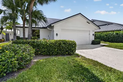223 E River Park Drive, Jupiter, FL 33477 - Photo 2