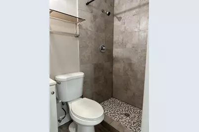 8070 Rose Marie Avenue E, Boynton Beach, FL 33472 - Photo 10