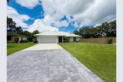 1133 37th Avenue SW, Vero Beach, FL 32968 - Photo 4