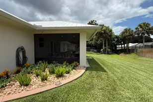1133 37th Ave SW, Vero Beach, FL 32968 - Photo 18