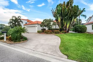 13138 Touchstone Pl, Palm Beach Gardens, FL 33418 - Photo 2