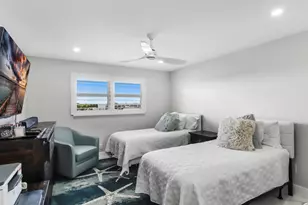44 Yacht Club Dr, North Palm Beach, FL 33408 - Photo 18