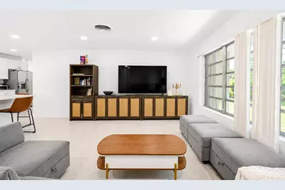 5911 SW 36th Terrace, Fort Lauderdale, FL 33312 - Photo 4