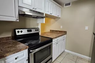 1720 N Congress Ave, West Palm Beach, FL 33401 - Photo 4
