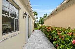 8342 Dominica Pl, Wellington, FL 33414 - Photo 32