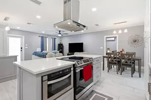 141 SE 8th St, Pompano Beach, FL 33060 - Photo 1