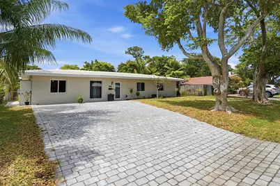 141 SE 8th Street, Pompano Beach, FL 33060 - Photo 32