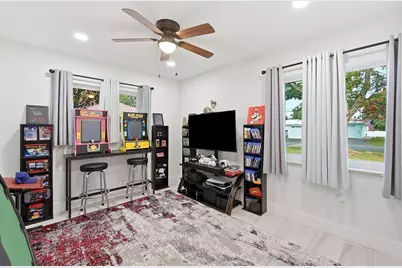 141 SE 8th Street, Pompano Beach, FL 33060 - Photo 16