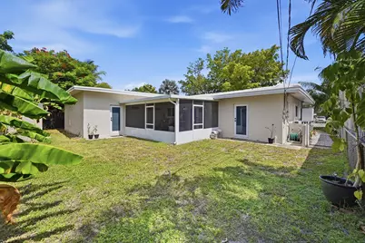 141 SE 8th Street, Pompano Beach, FL 33060 - Photo 18