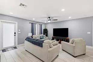 141 SE 8th St, Pompano Beach, FL 33060 - Photo 24
