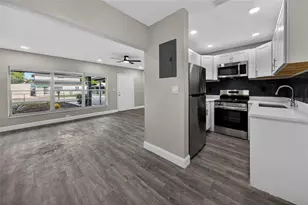 1541 NW 7th Terrace, Fort Lauderdale, FL 33311 - Photo 4