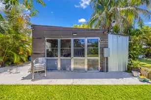2326 Harding St, Hollywood, FL 33020 - Photo 32