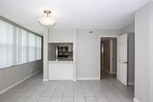9441 Live Oak Pl, Davie, FL 33324 - Photo 4