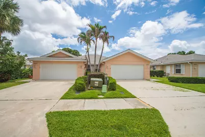 1256 NW Bentley Circle #B, Port Saint Lucie, FL 34986 - Photo 1