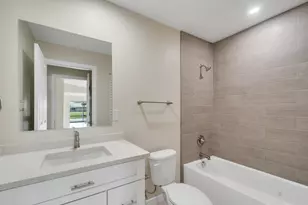 1256 NW Bentley Cir, Port Saint Lucie, FL 34986 - Photo 8
