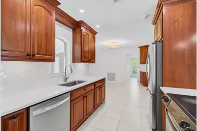 699 NW 16th Avenue, Boca Raton, FL 33486 - Photo 8