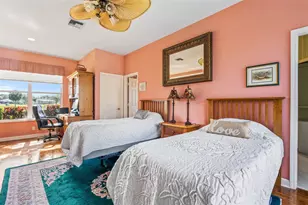 747 Hampton Woods Ln SW, Vero Beach, FL 32962 - Photo 22