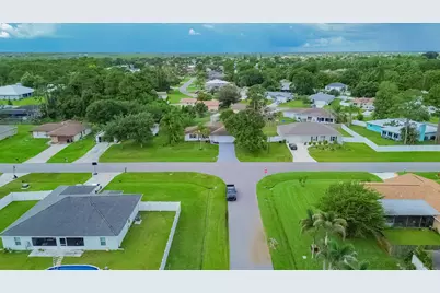 922 SE Thornhill Drive, Port Saint Lucie, FL 34983 - Photo 22