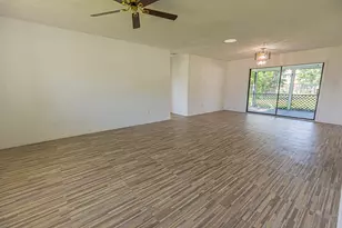 922 SE Thornhill Dr, Port Saint Lucie, FL 34983 - Photo 2