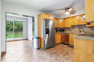 2722 Peer Ln, Delray Beach, FL 33445 - Photo 2