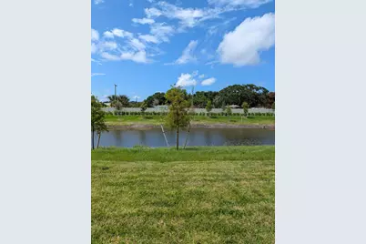 106 Savannah Lakes Boulevard, Fort Pierce, FL 34982 - Photo 30
