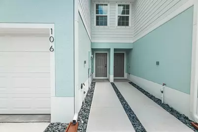 106 Savannah Lakes Boulevard, Fort Pierce, FL 34982 - Photo 2