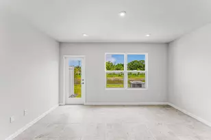 106 Savannah Lks Blvd, Fort Pierce, FL 34982 - Photo 6
