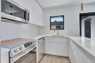 1361 SE 4th St, Deerfield Beach, FL 33441 - Photo 20