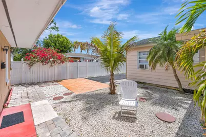 505 Foresteria Drive, Lake Park, FL 33403 - Photo 20