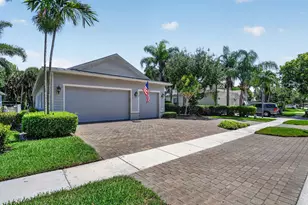 9377 Madewood Ct, Royal Palm Beach, FL 33411 - Photo 2