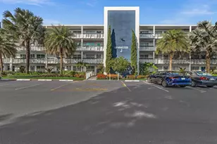 4001 Upminster J, Deerfield Beach, FL 33442 - Photo 4