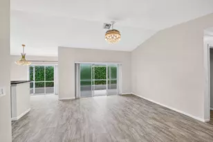 208 Caribe Ct, Greenacres, FL 33413 - Photo 4