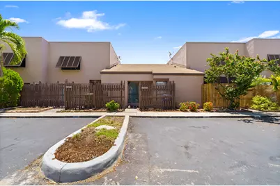 1213 NW 122nd Terrace, Pembroke Pines, FL 33026 - Photo 2
