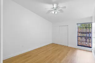 1213 NW 122nd Terrace, Pembroke Pines, FL 33026 - Photo 20