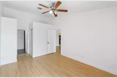 1213 NW 122nd Terrace, Pembroke Pines, FL 33026 - Photo 24